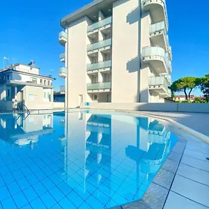 residence-caorle-trilocale-con-piscina.hotelinveneto.com/